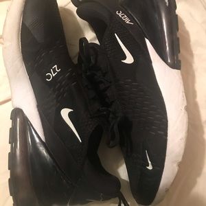 Nike Air Max 270